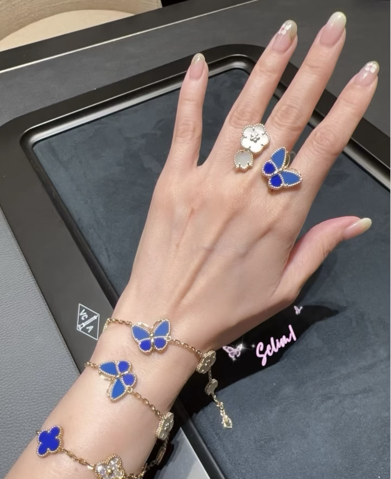 Van Cleef & Arpels ring-86