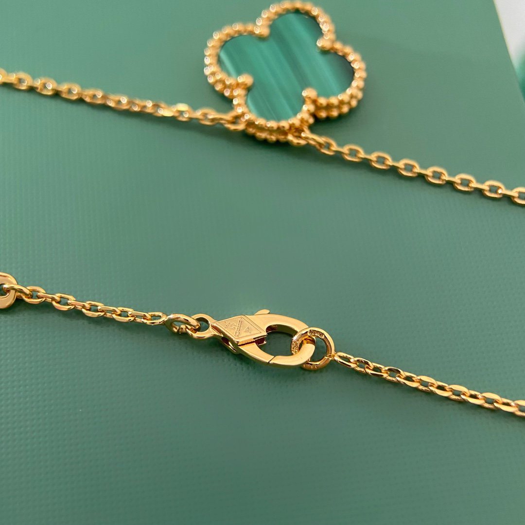 Van Cleef & Arpels necklace-33