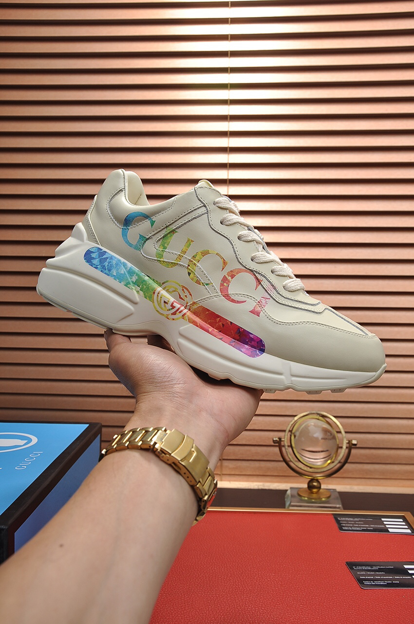 Gucci Sneakers-104
