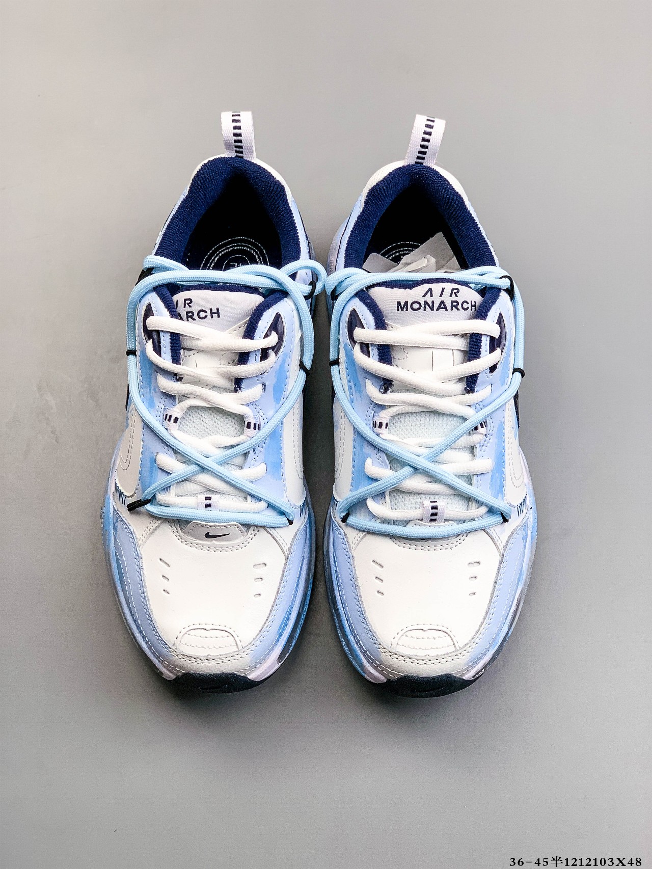 Nike Sneakers-301