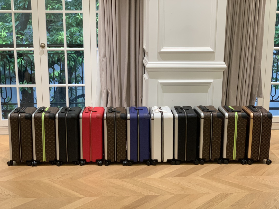 LV luggage-40