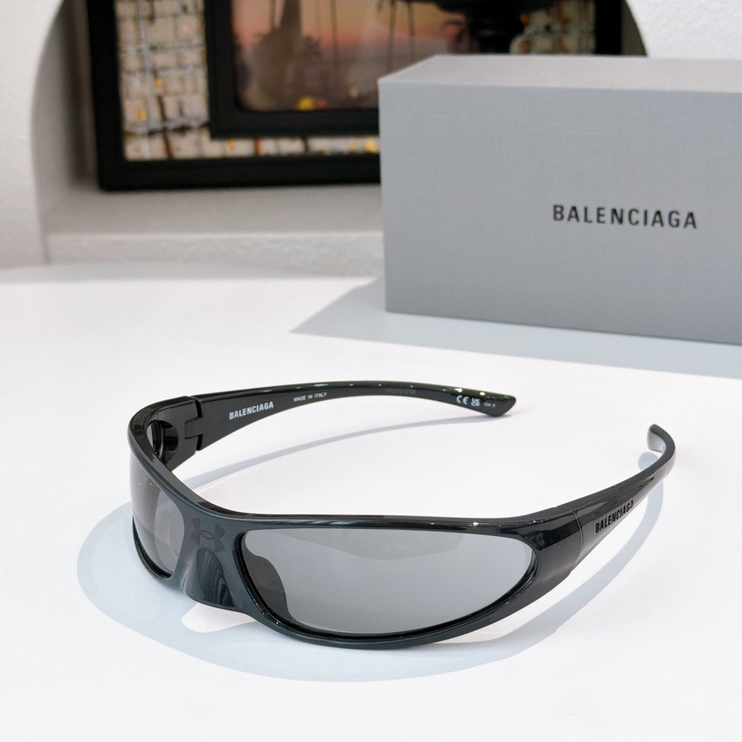 Balenciaga glasses-7