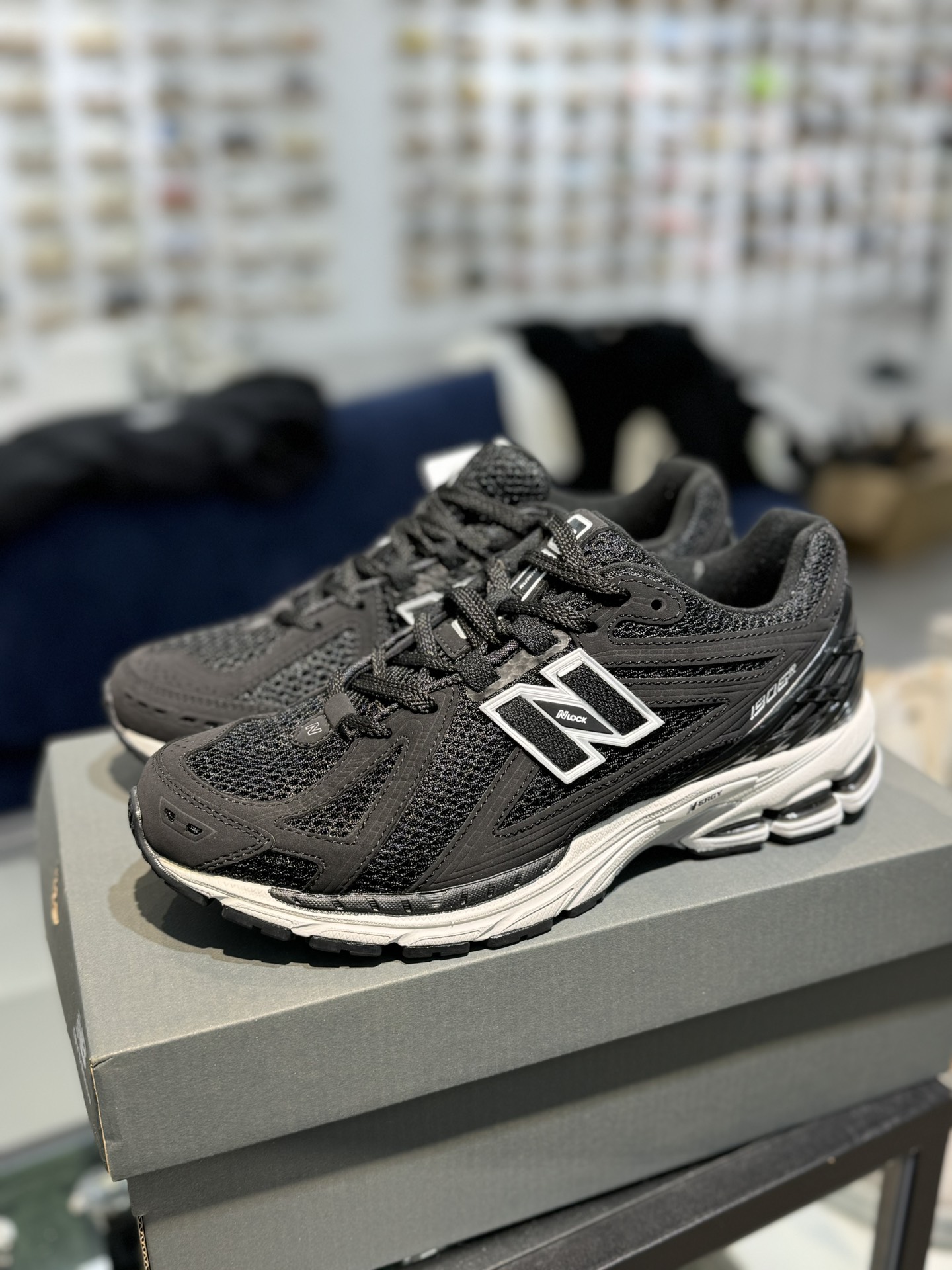 New Balance Sneakers-187