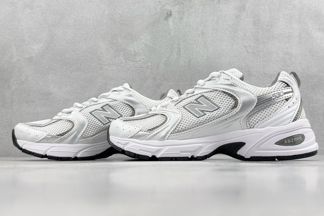 New Balance Sneakers-94