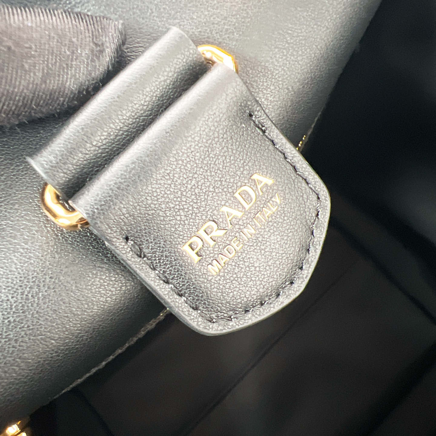 Prada Hot New Product-1