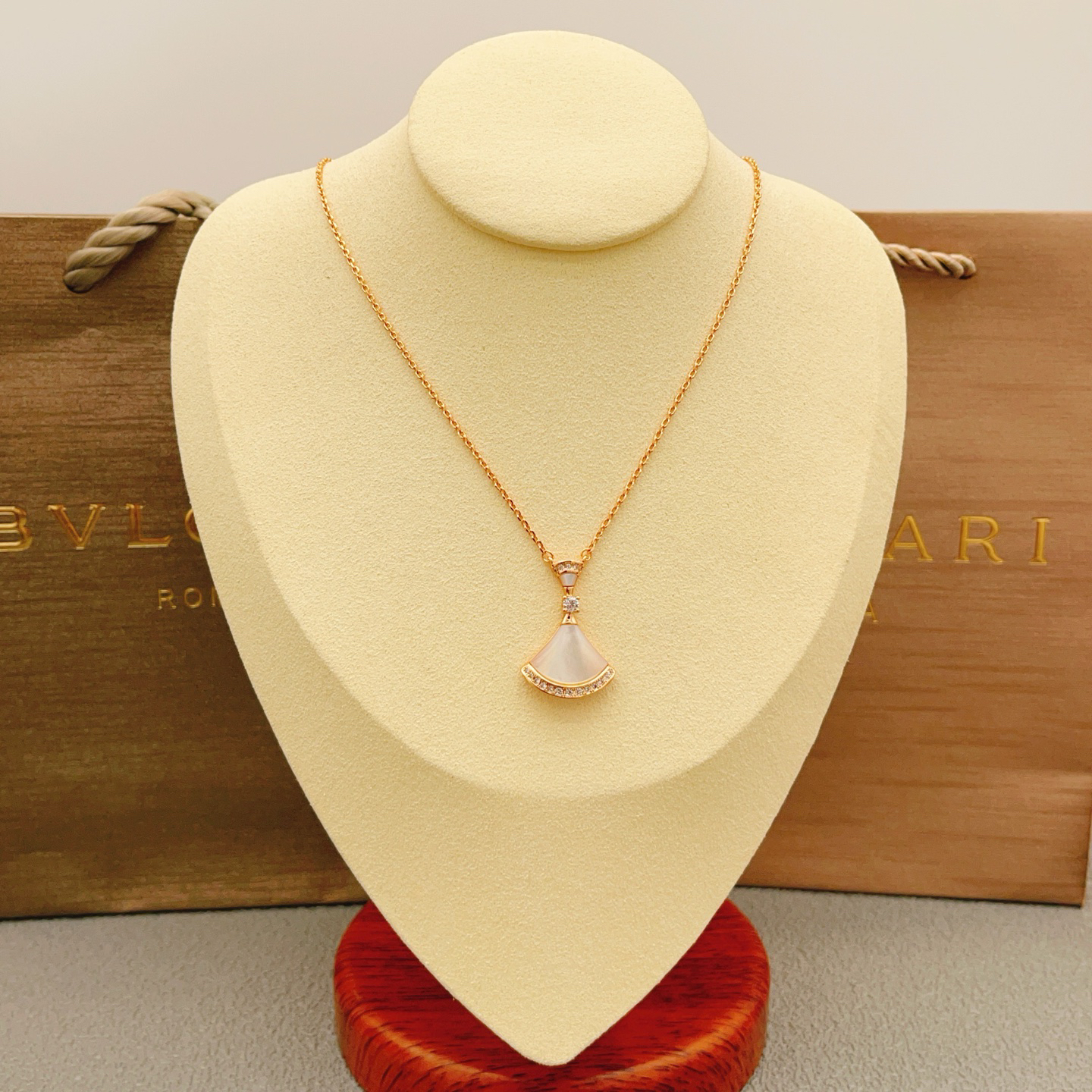 Bottega Veneta necklace-64