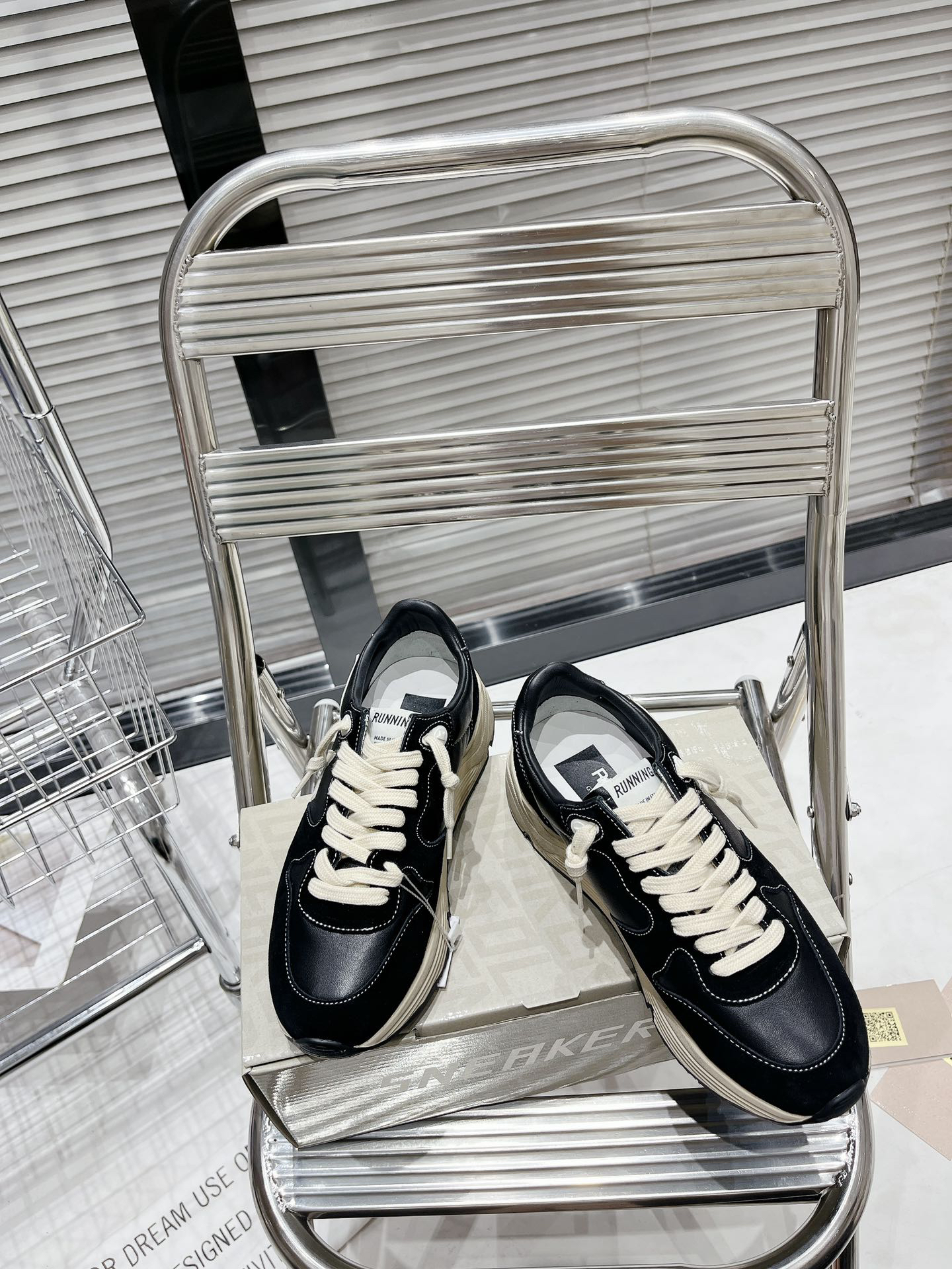 Golden Goose Sneakers-7