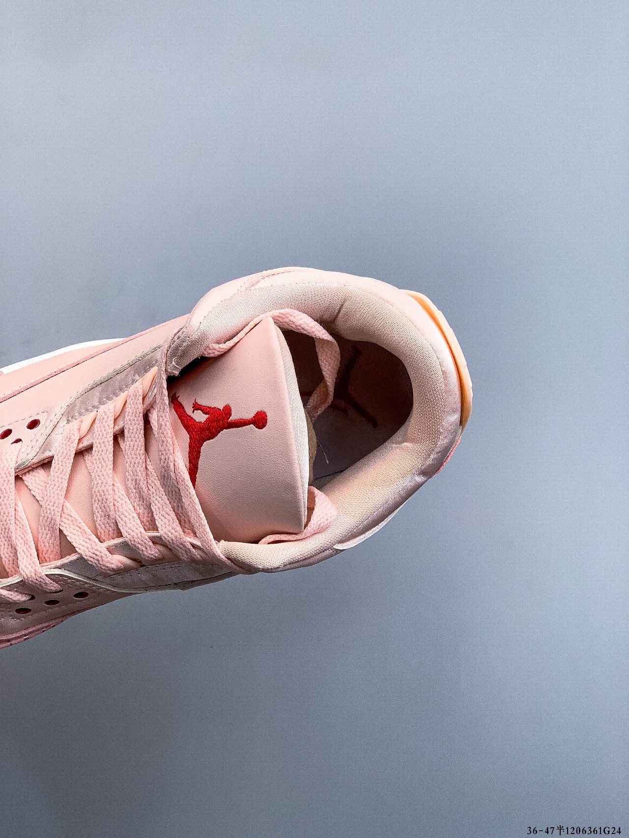 Nike Sneakers-303