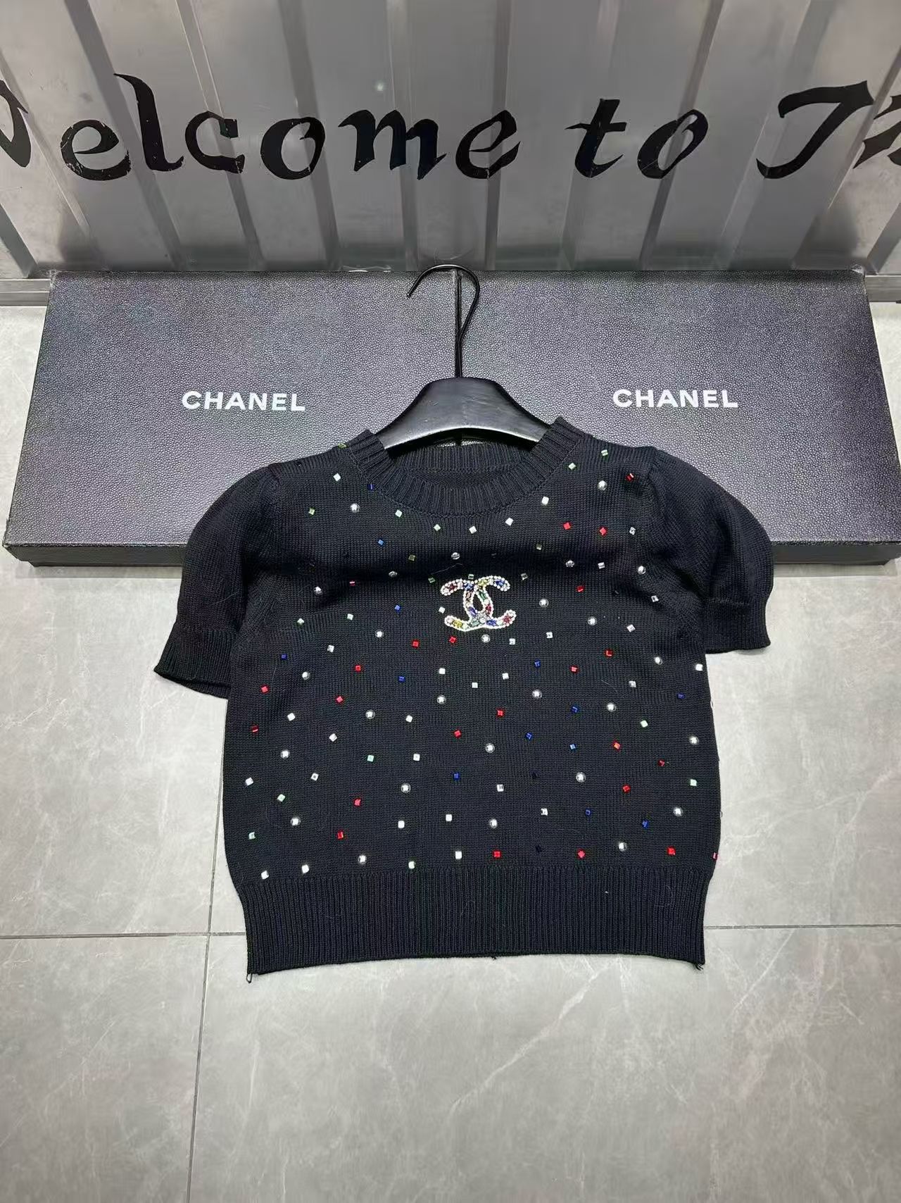 Chanel clothing-121