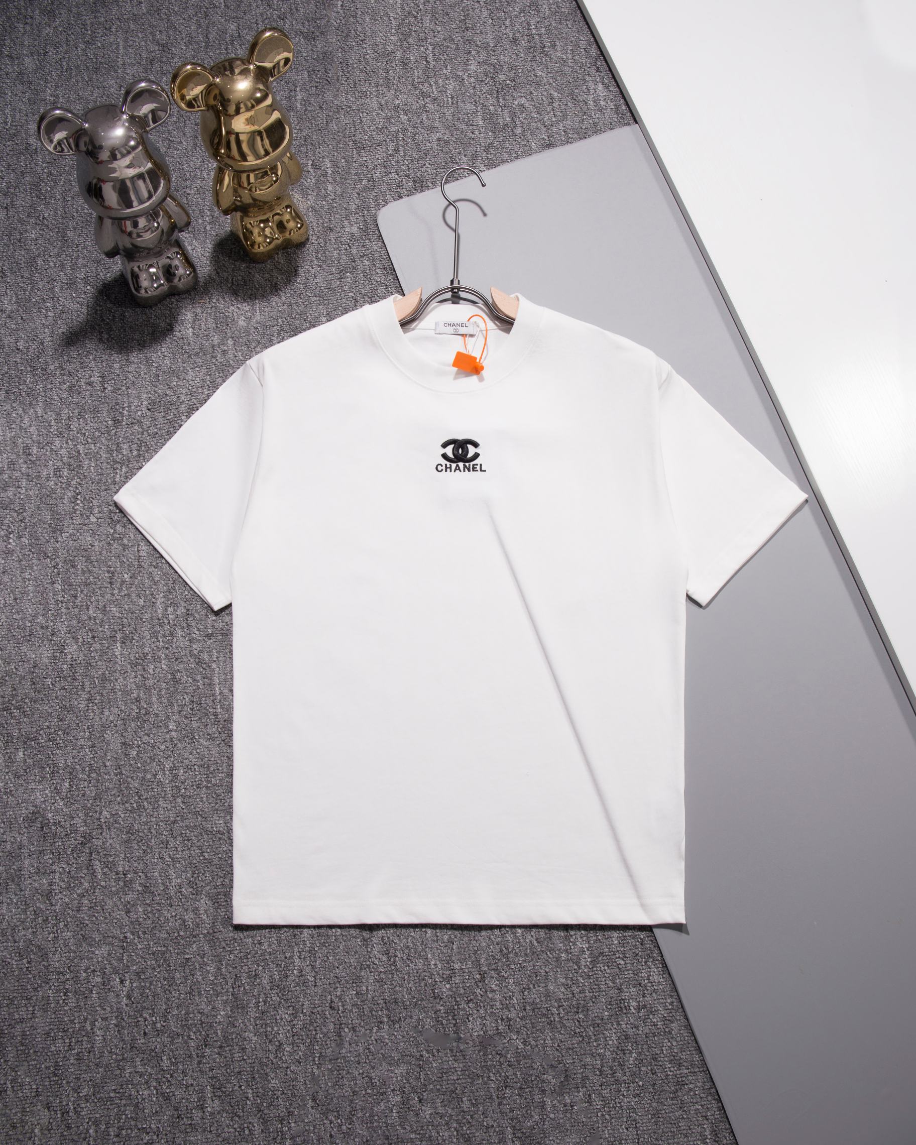Chanel Clothing-135