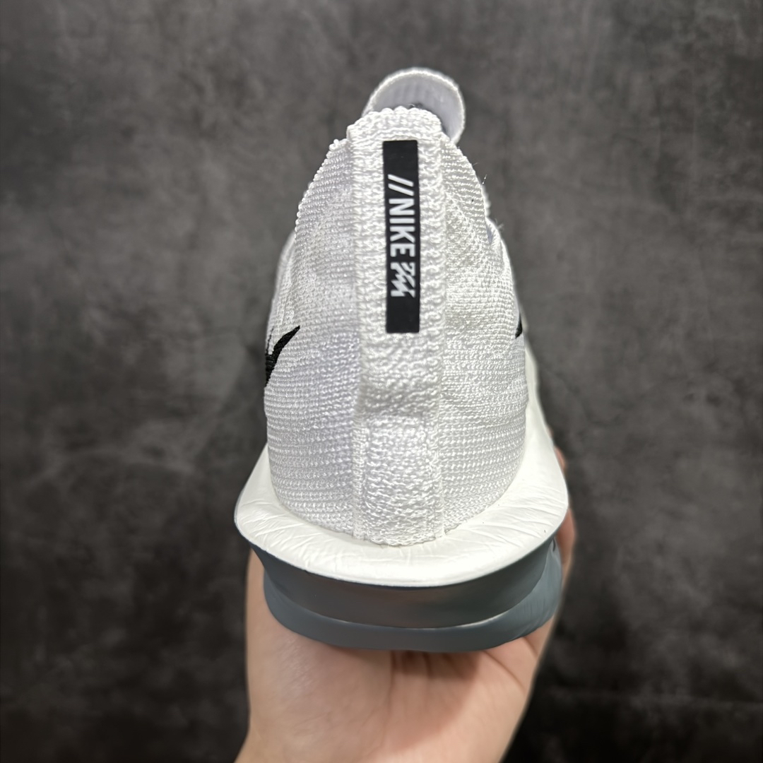 Nike Sneakers-161