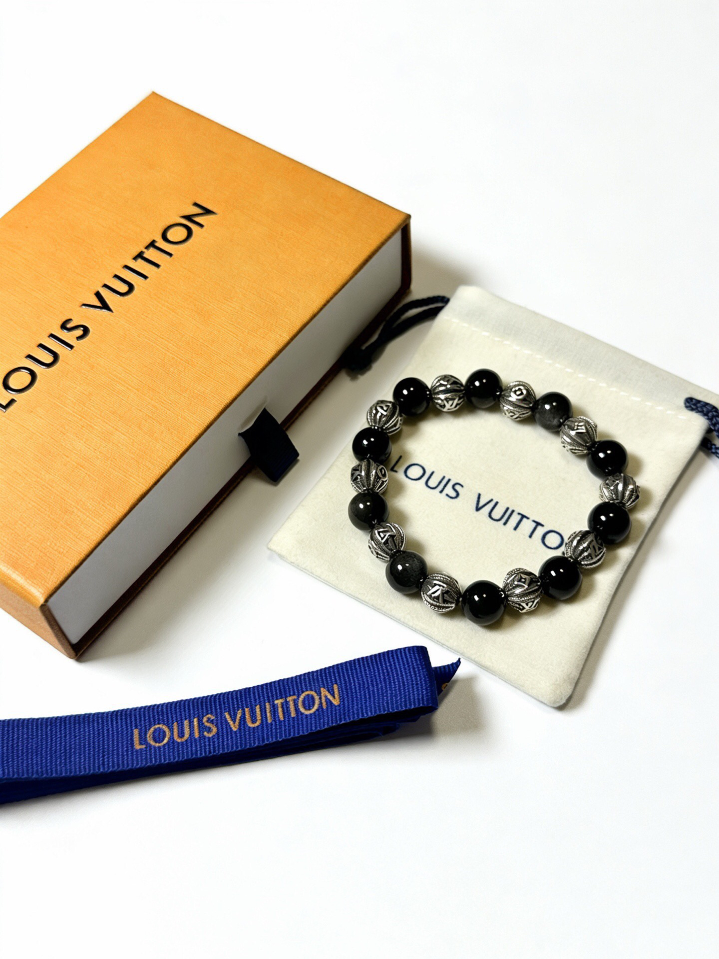 LV Bracelet-38