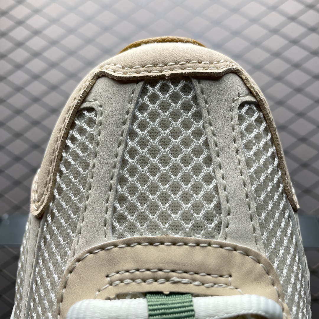 Nike Sneakers-124