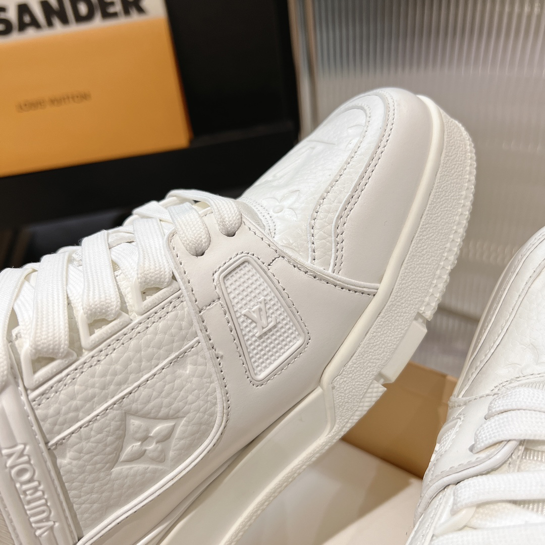 Lv Sneakers-33