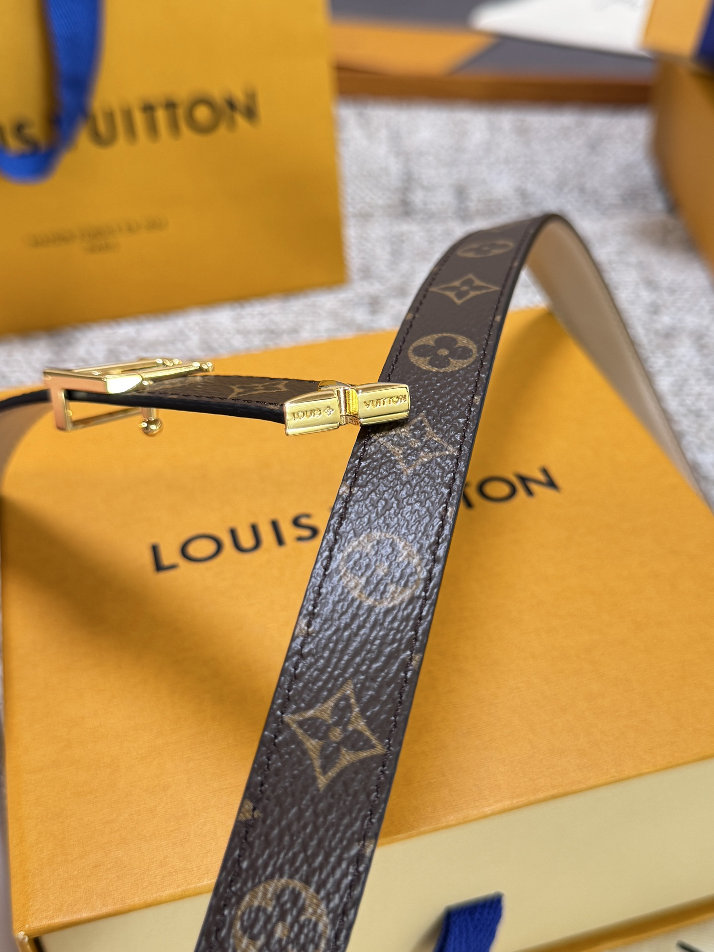 Lv belt-79