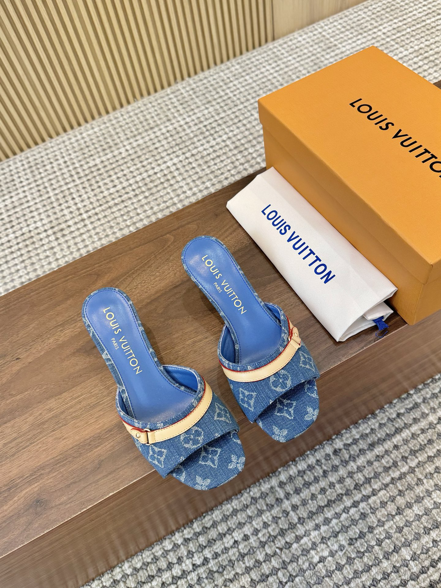 LV Summer footwear