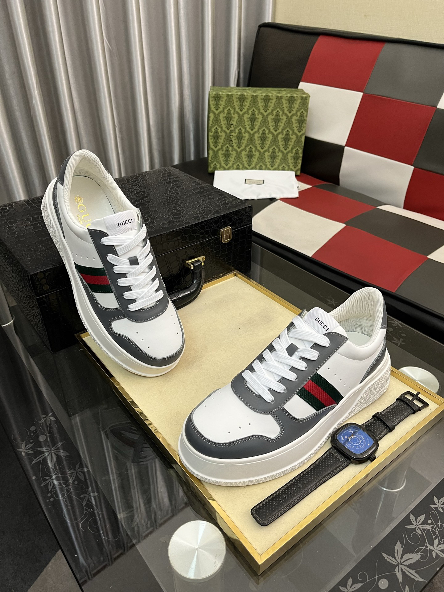 Gucci Sneakers-102
