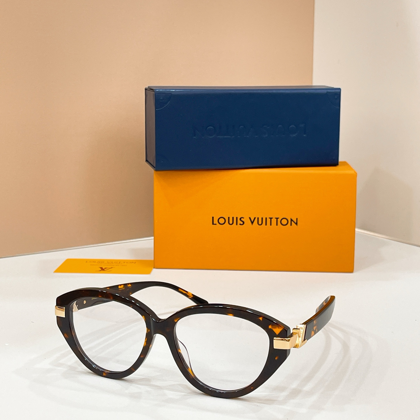 LV glasses-74