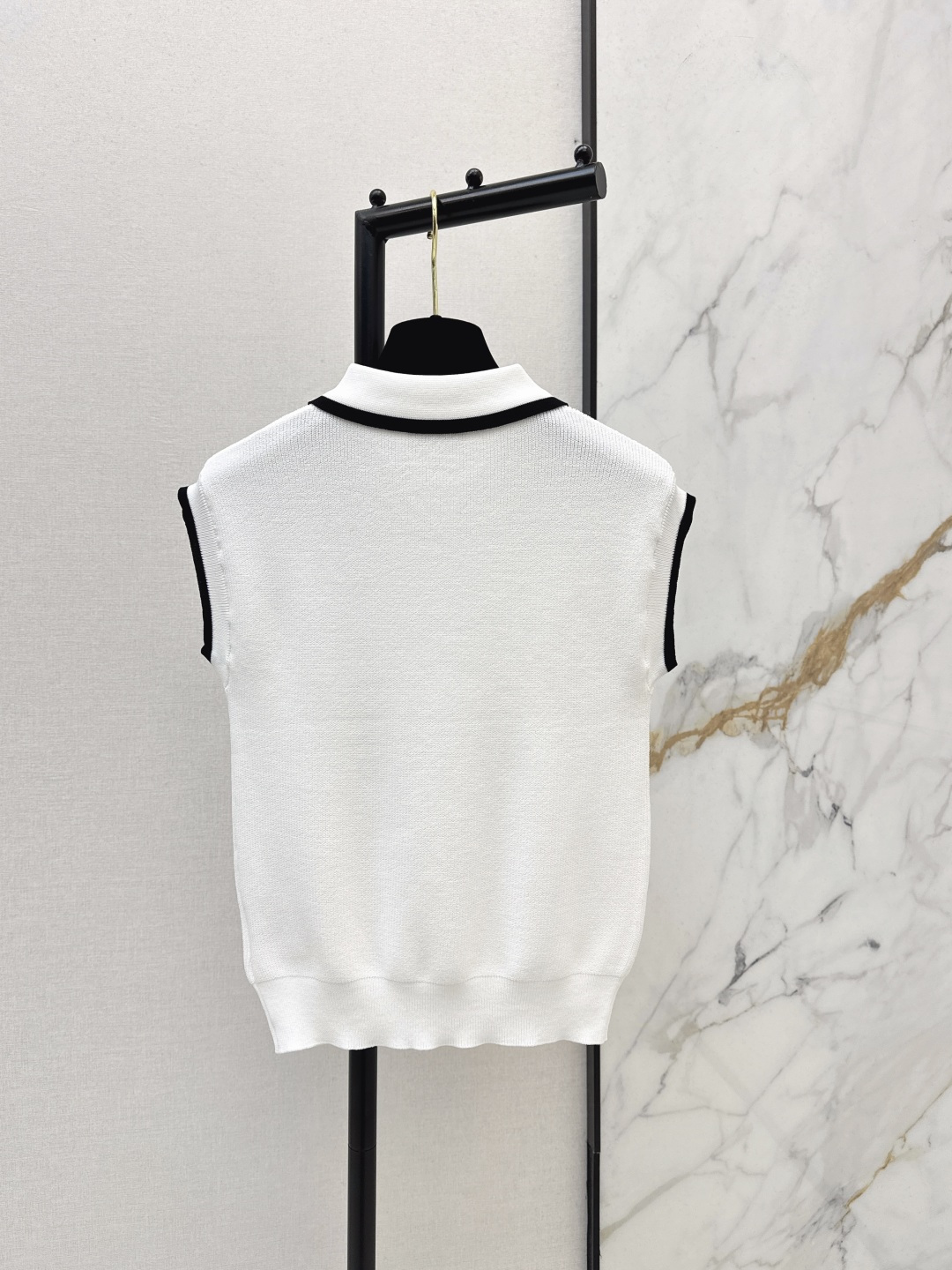 Chanel Clothing-143