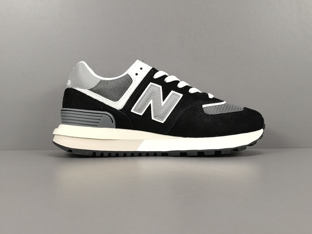 New Balance Sneakers-333
