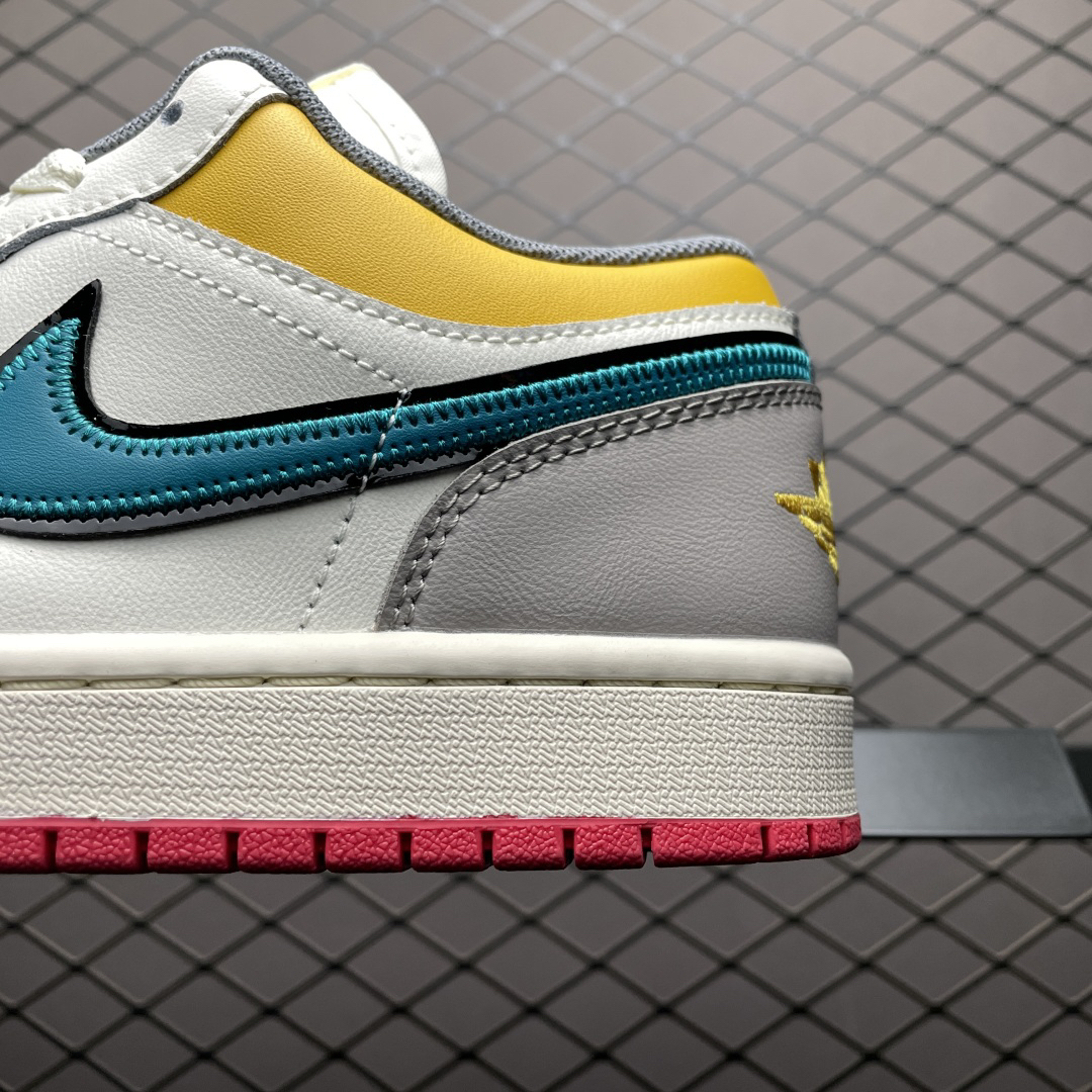 Nike Sneakers-193