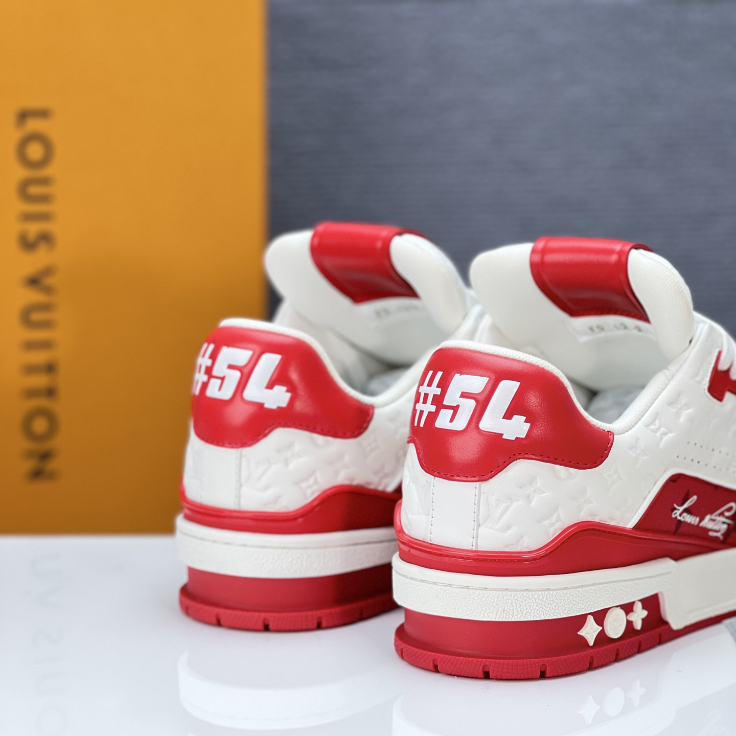 Lv Sneakers-123