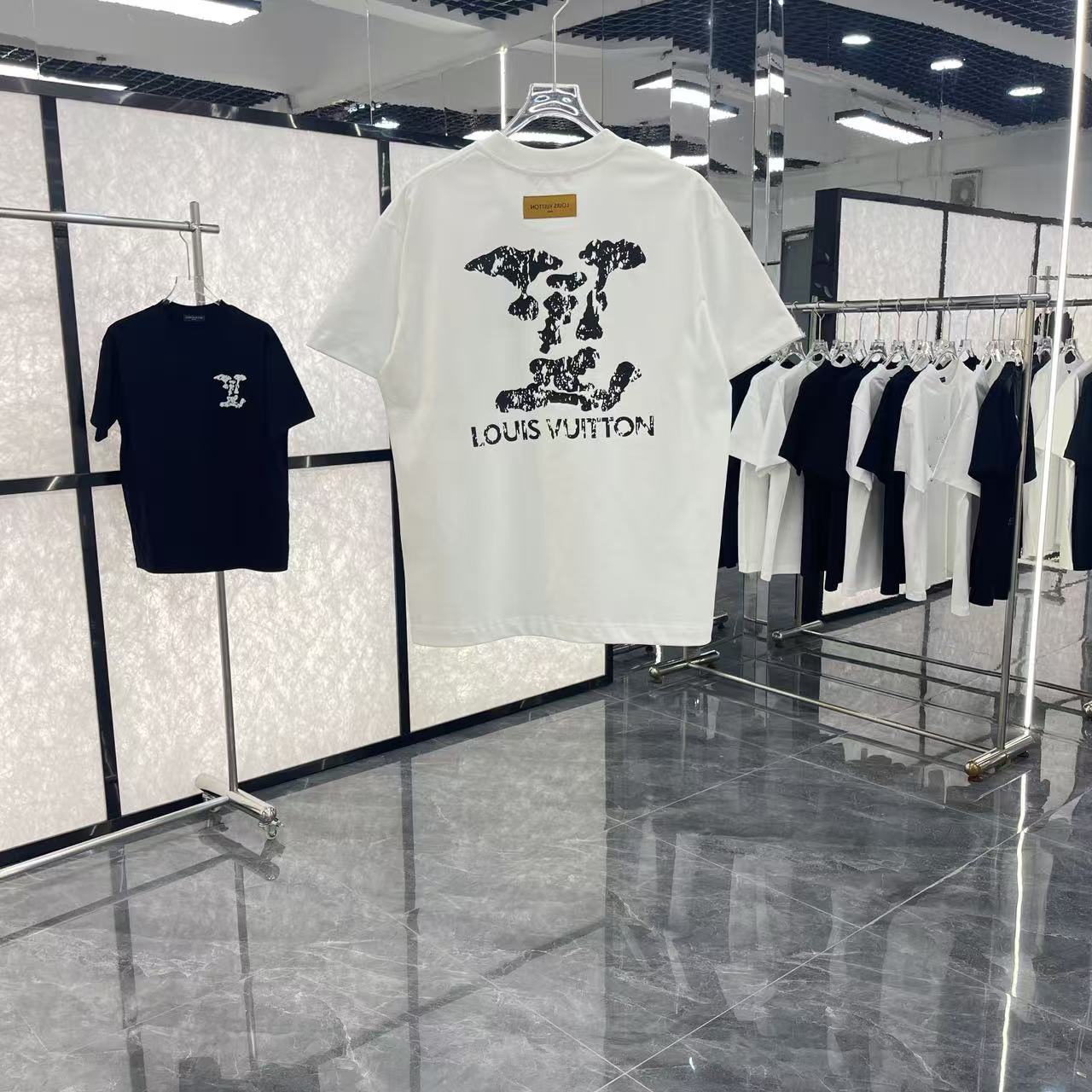 Prada clothing-33