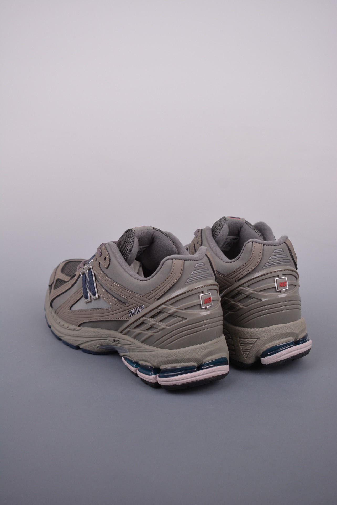 New Balance Sneakers-171