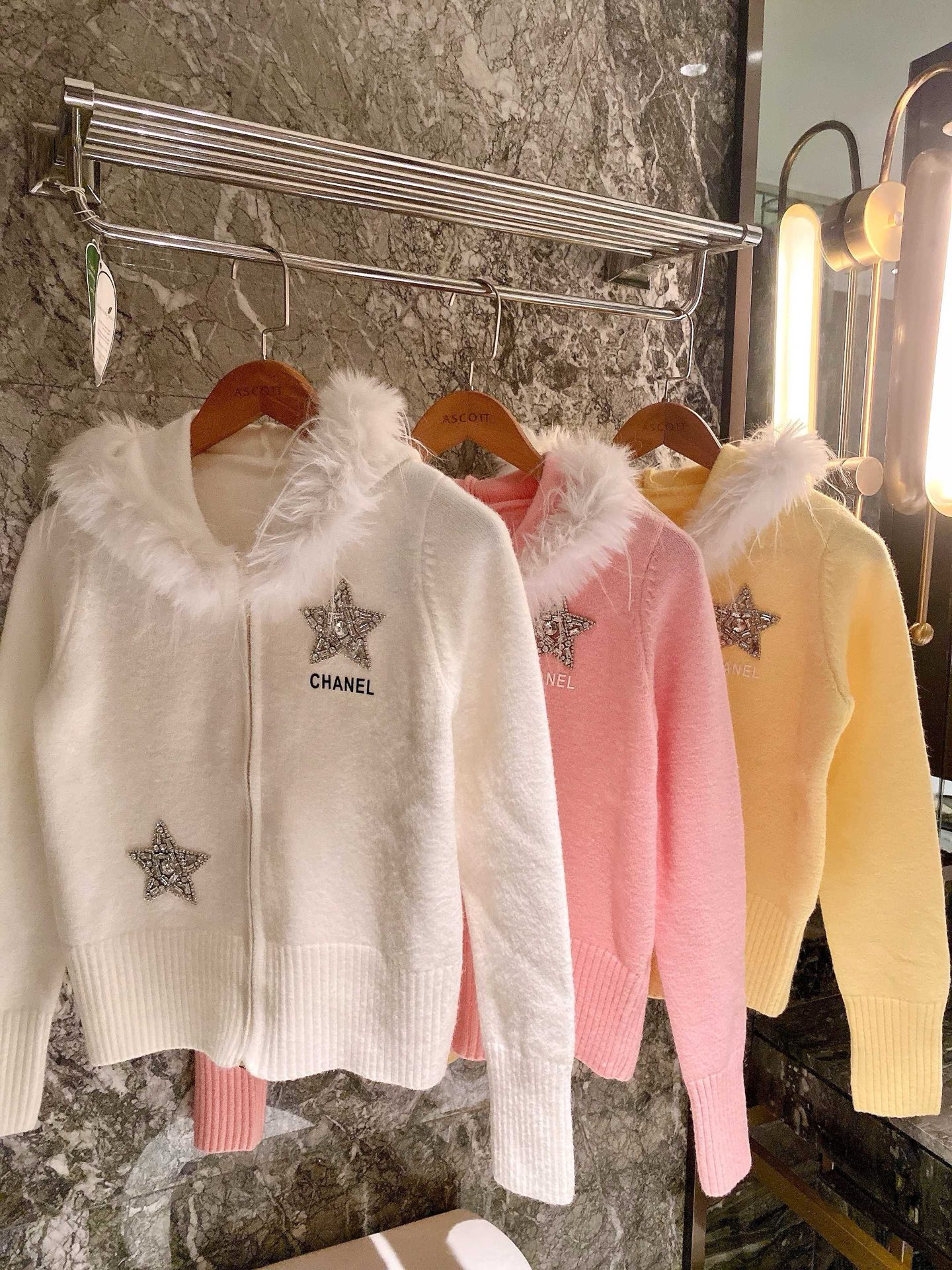 Chanel Clothing-238