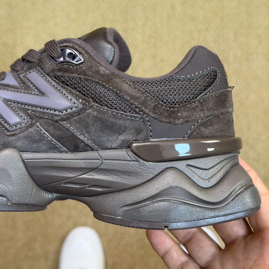 New Balance Sneakers-281