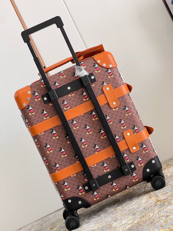 Gucci luggage-7