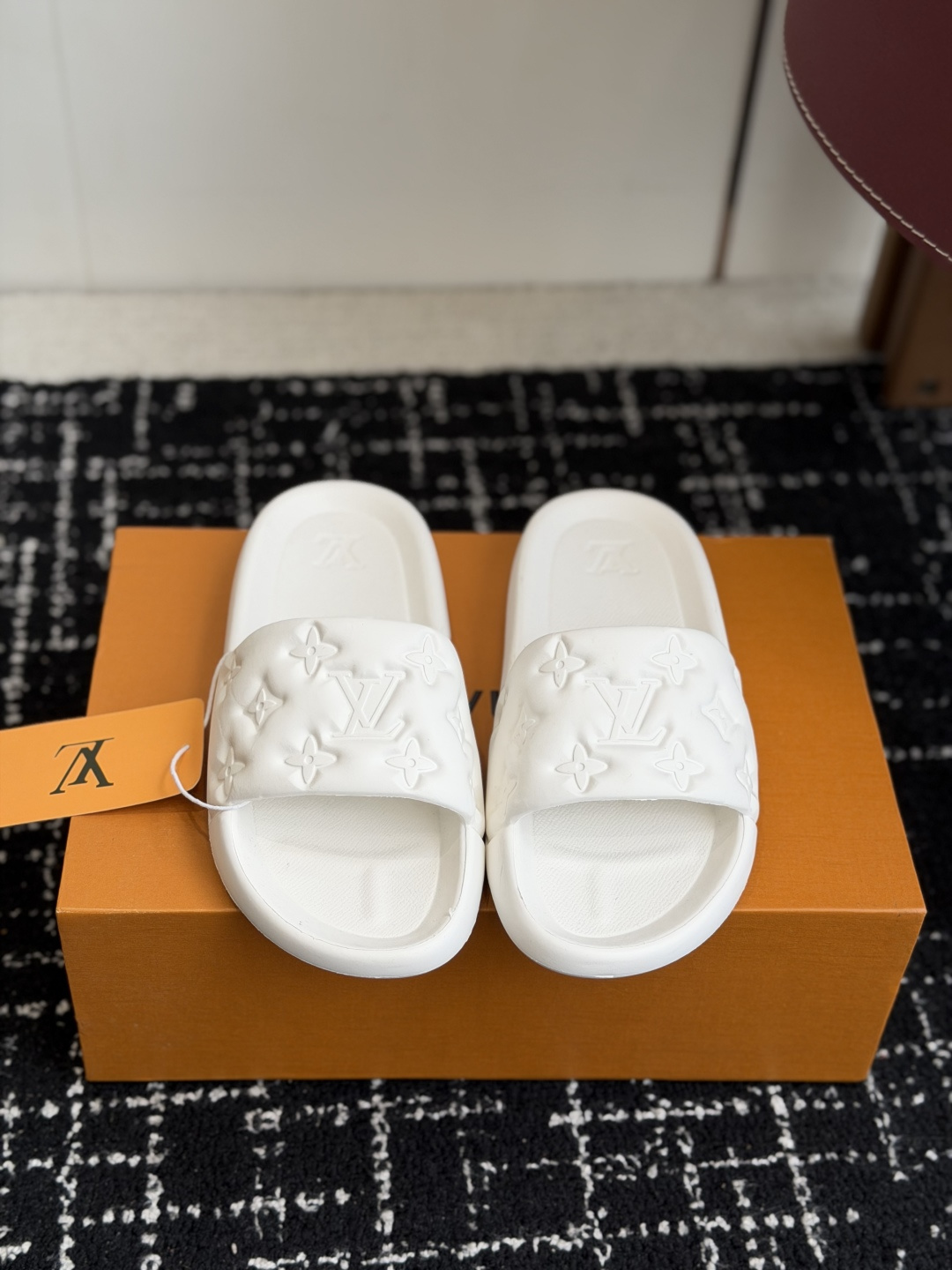 LV Summer footwear