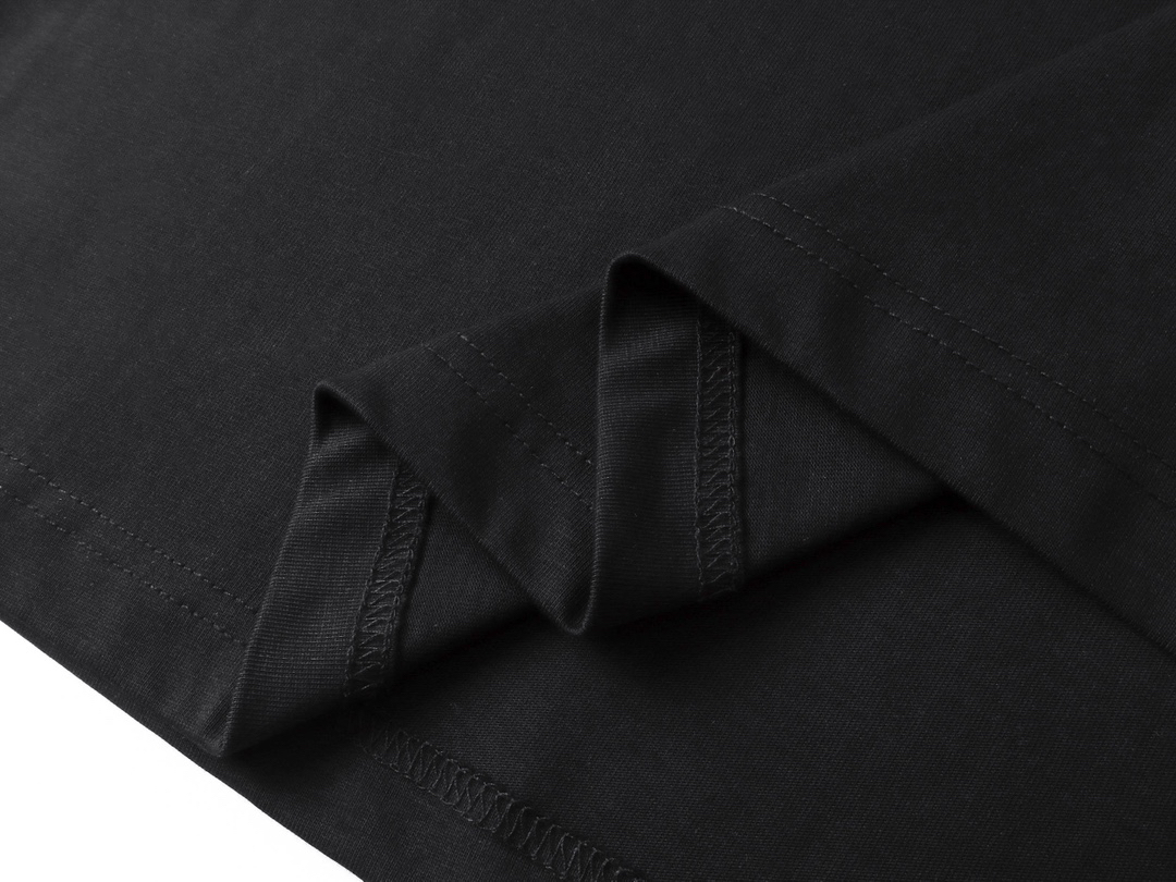 Balenciaga clothing-239