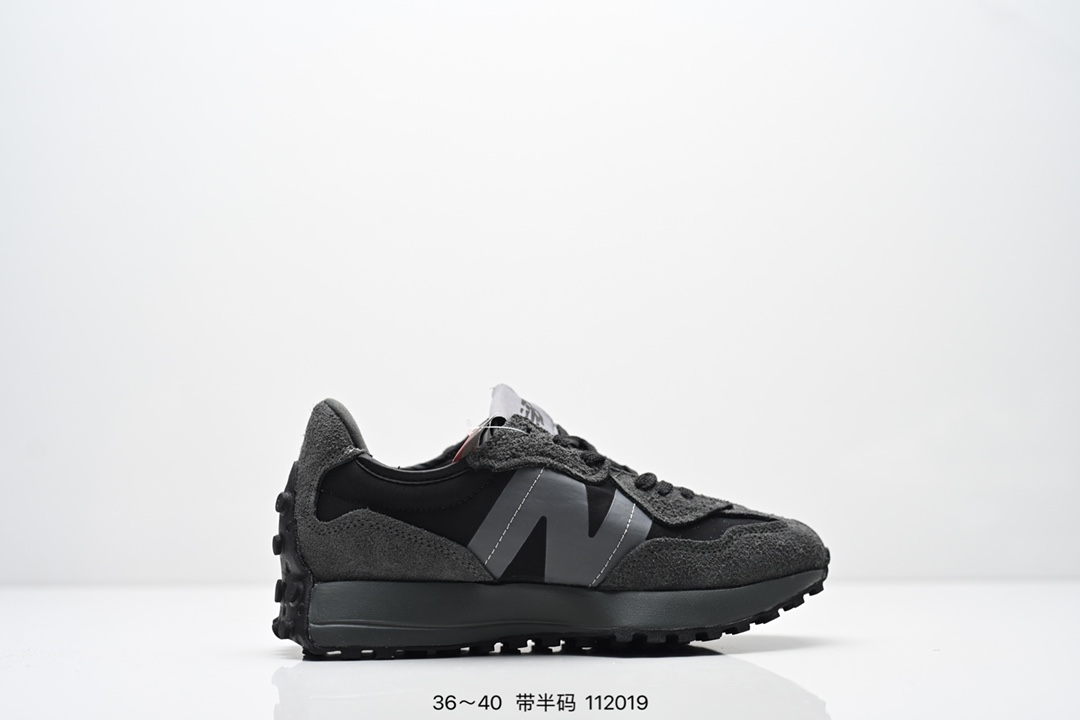 New Balance Sneakers-112