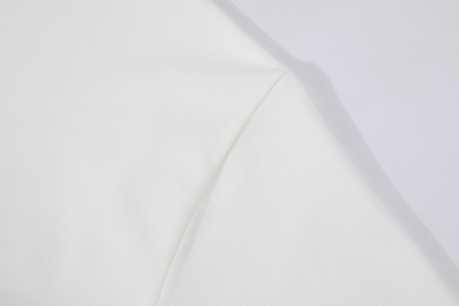 LV clothing-228