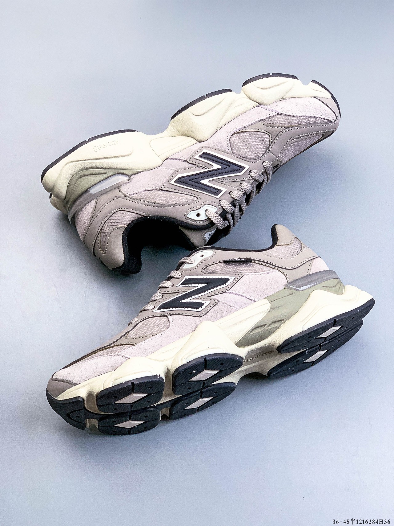 New Balance Sneakers-335