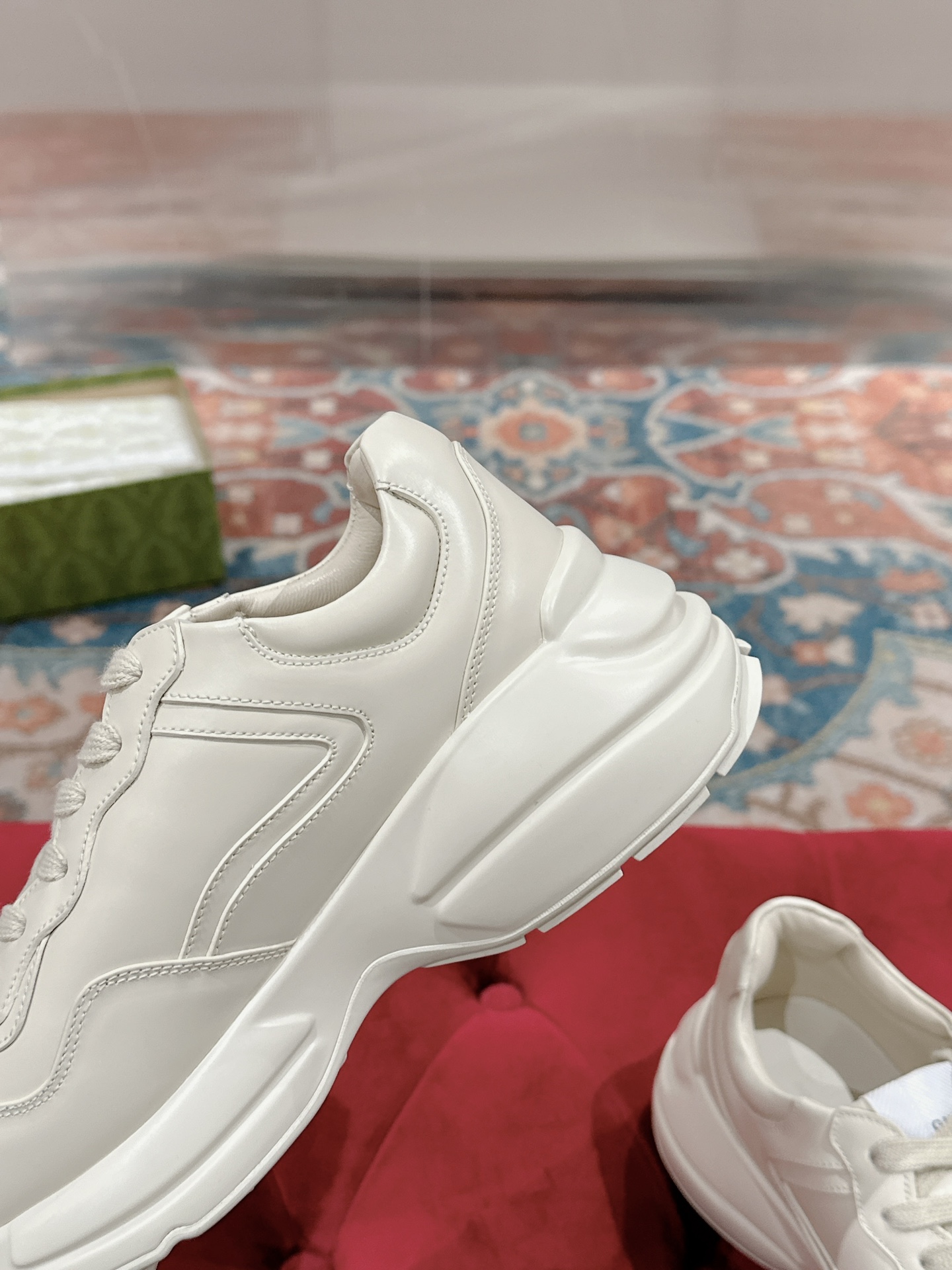 Gucci Sneakers-109