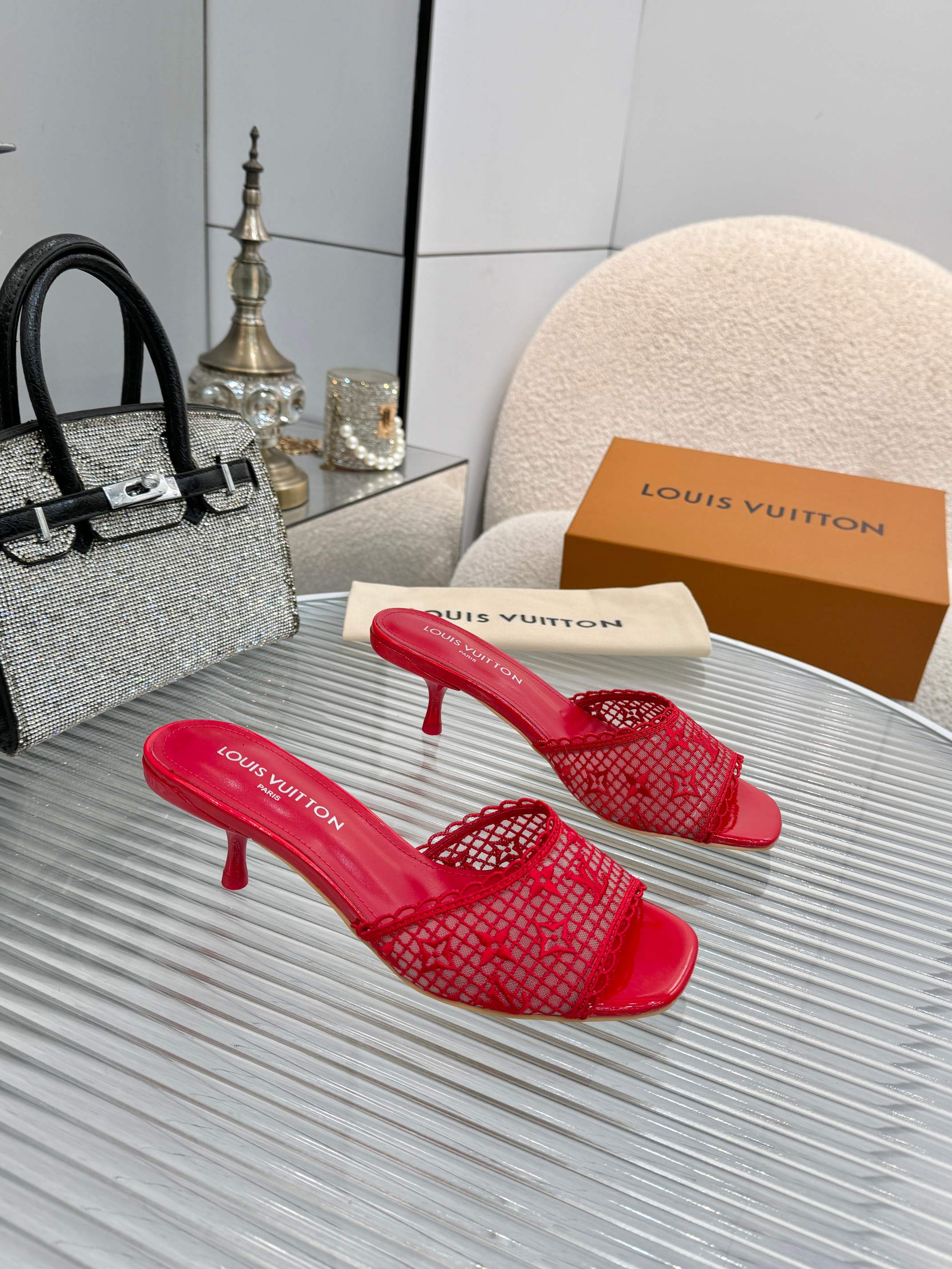 LV Summer footwear