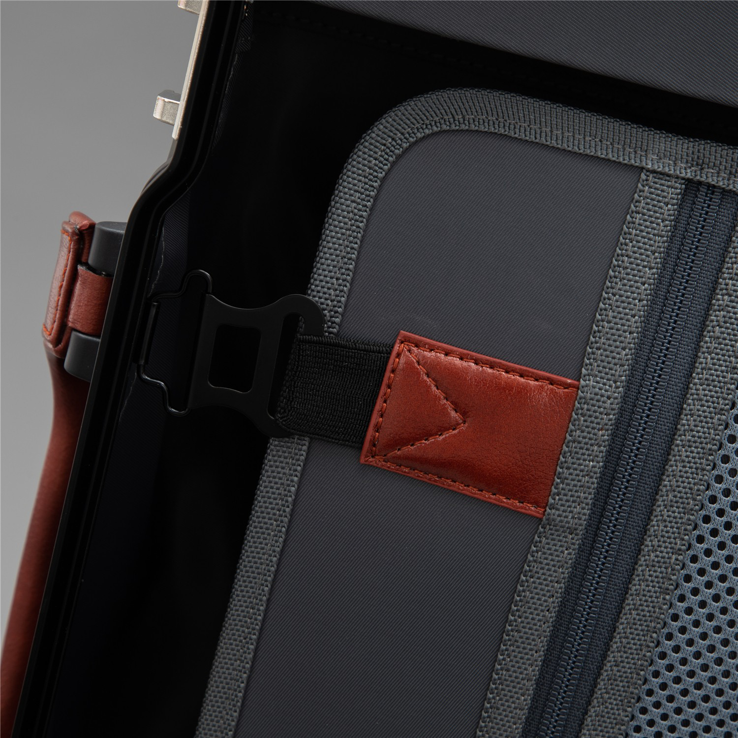 Gucci luggage-14