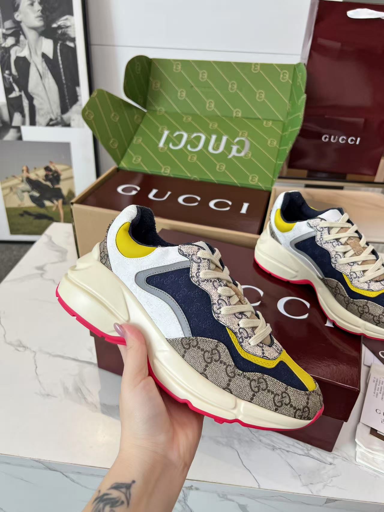 Gucci Sneakers-70