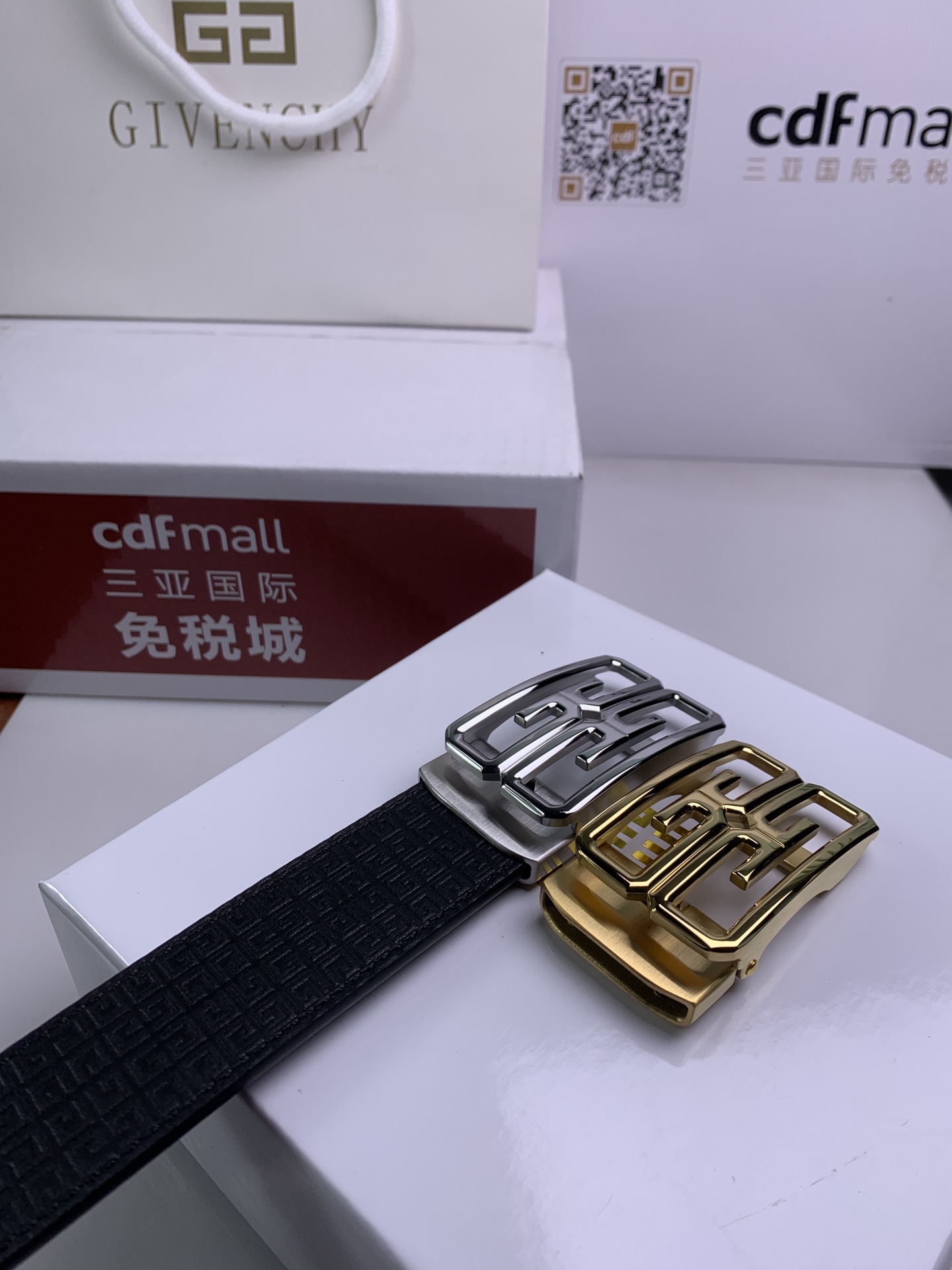 Givenchy belt-93