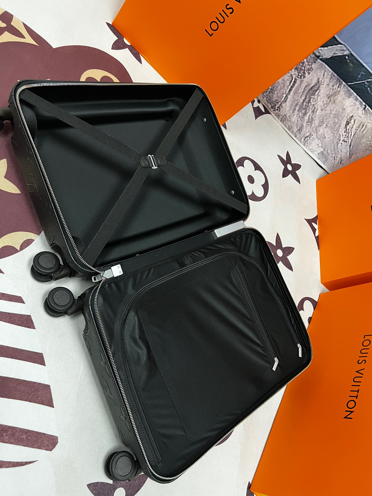 LV luggage-36