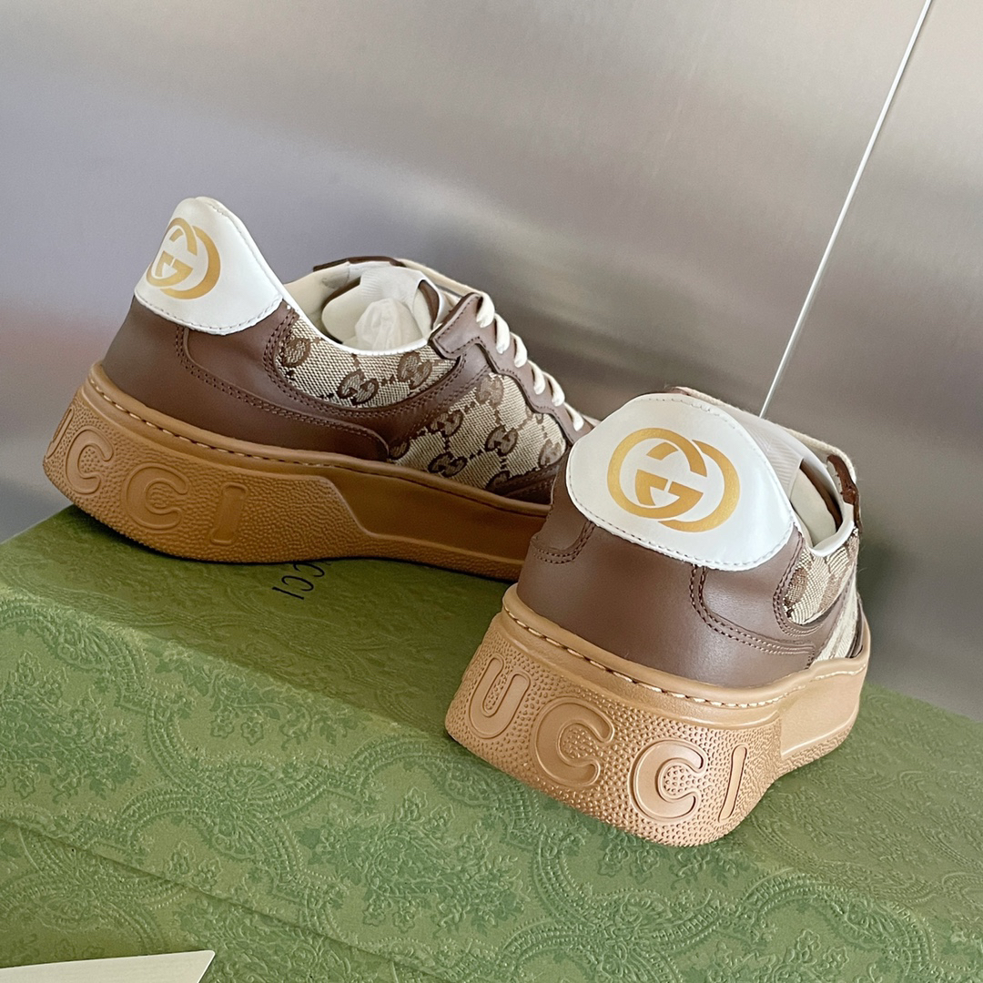 Gucci Sneakers-165