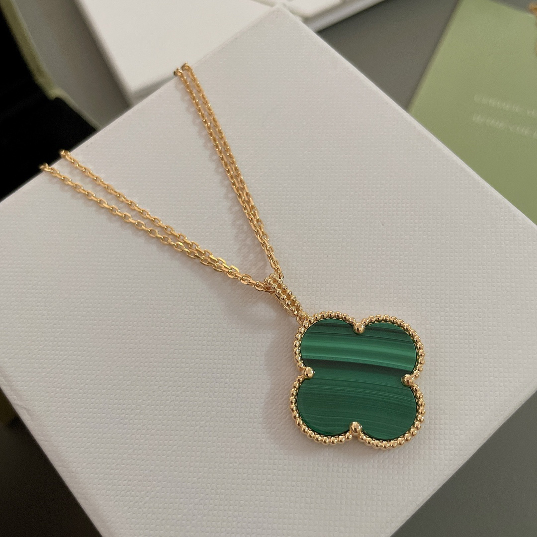Van Cleef & Arpels necklace-44