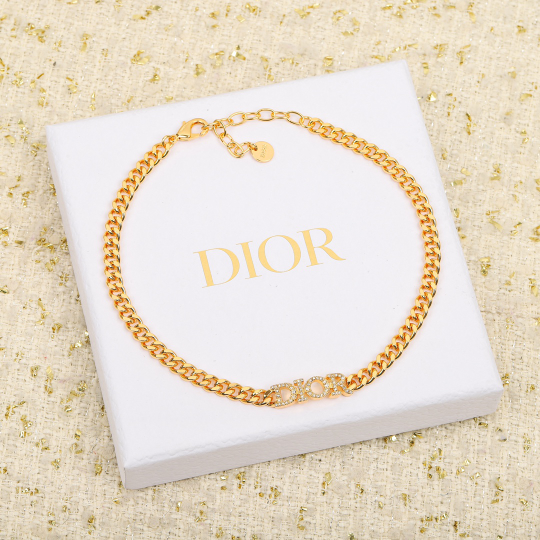 Dior necklace-44