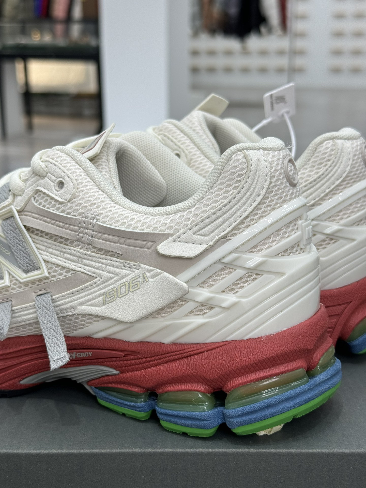 New Balance Sneakers-234