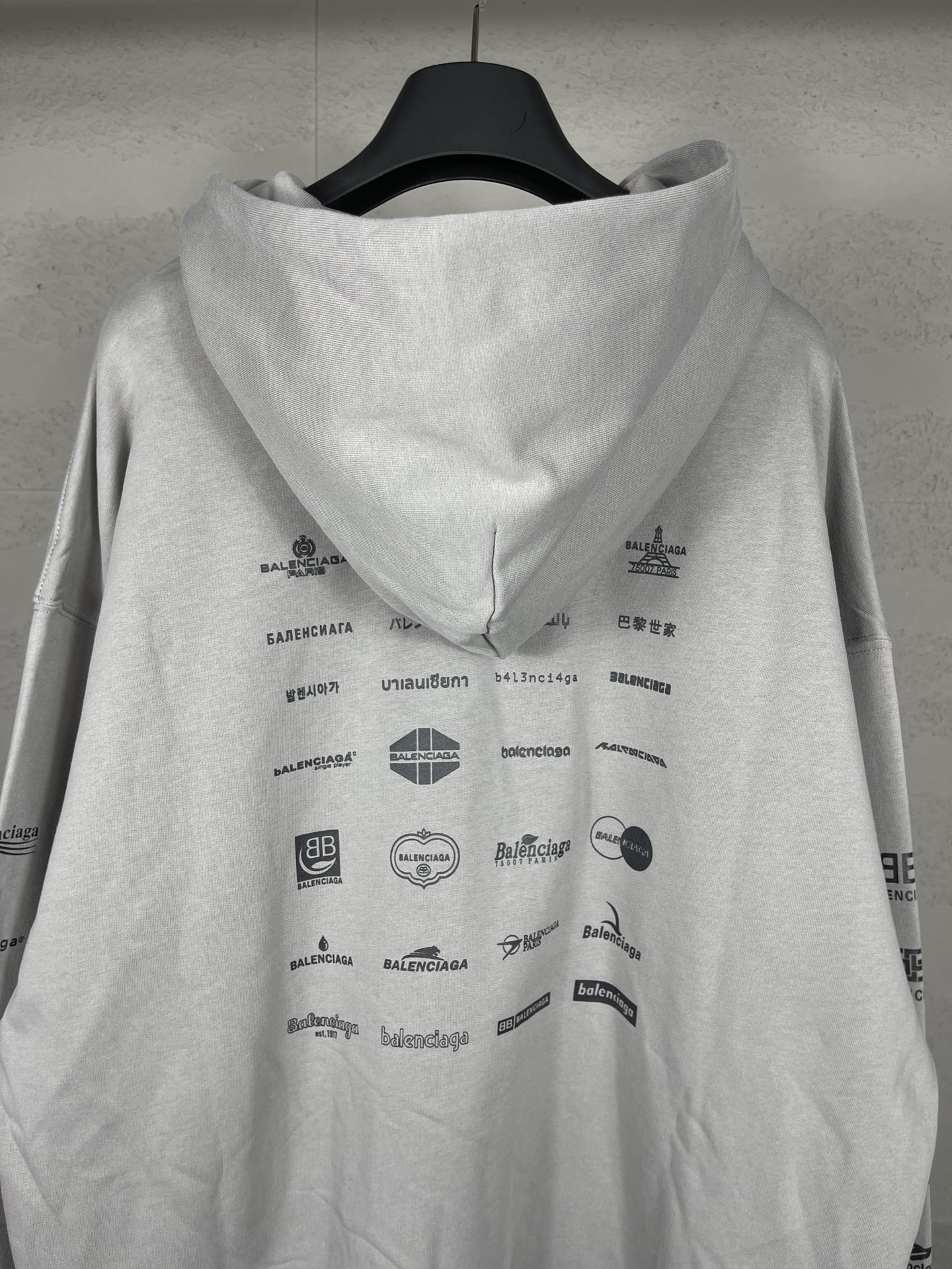 Balenciaga clothing-213