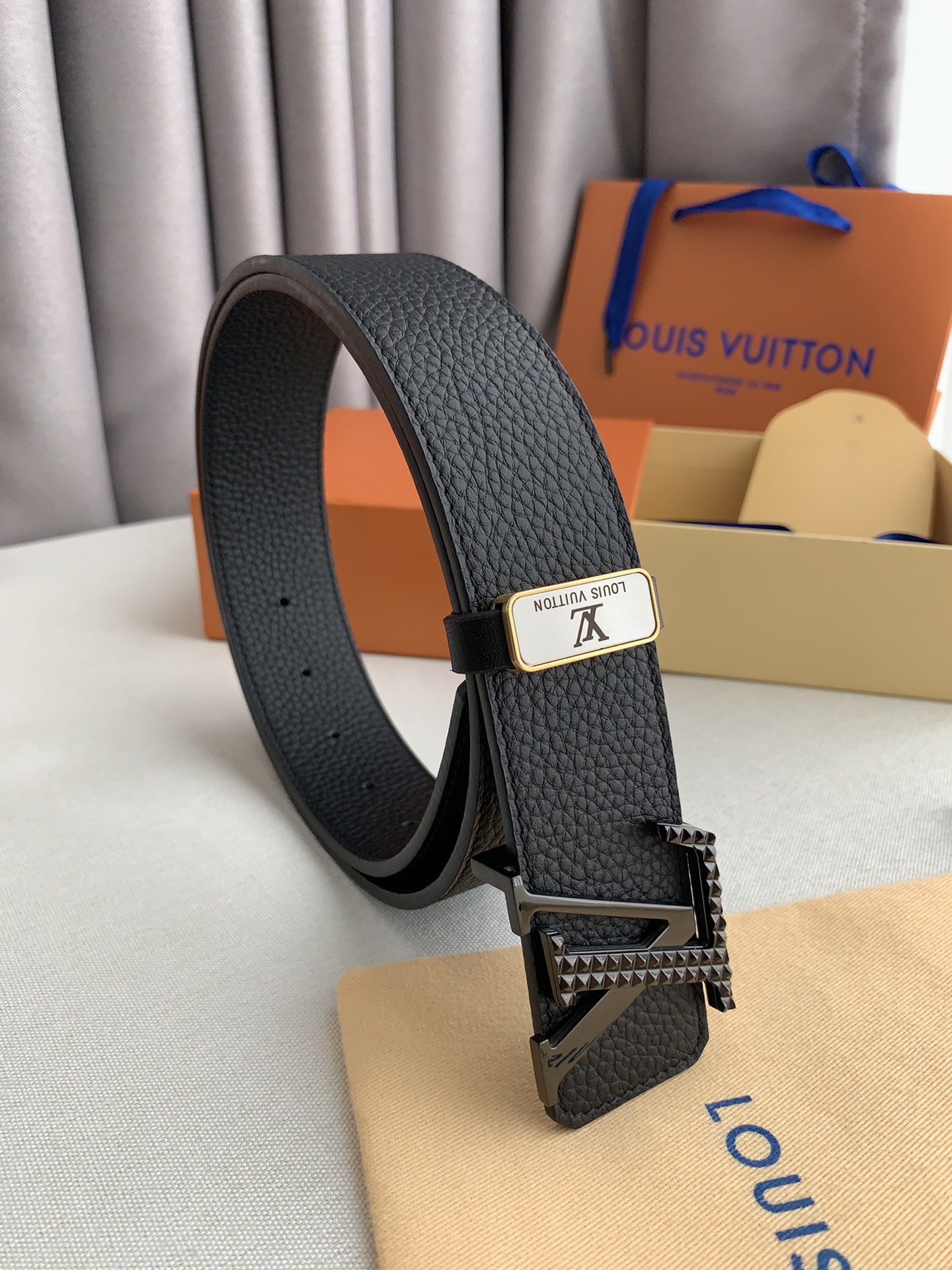 Lv belt-18