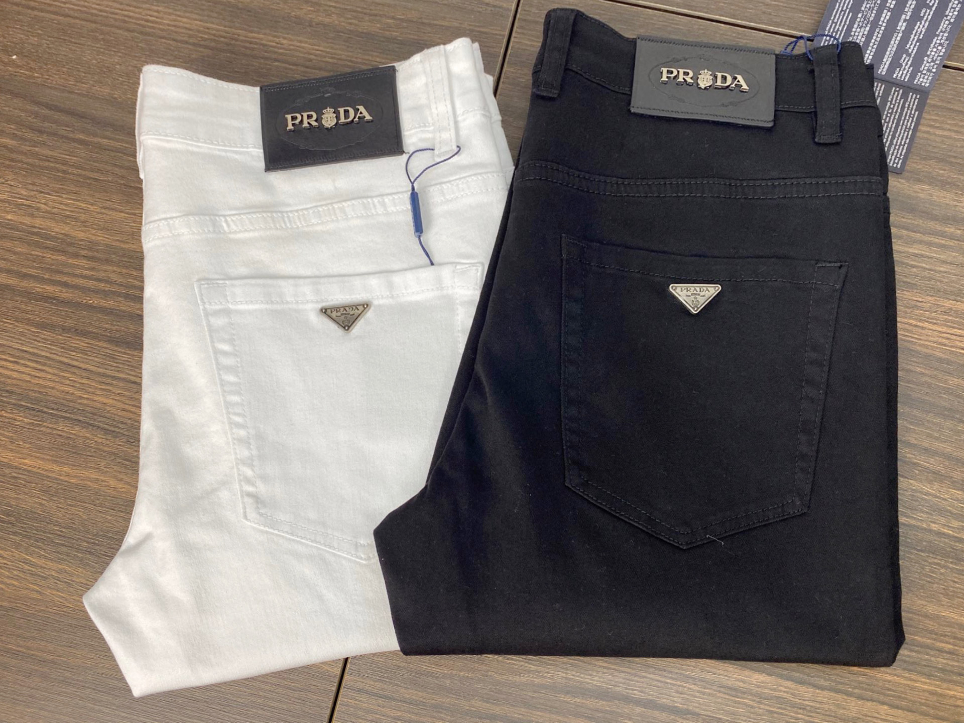 Prada clothing-179