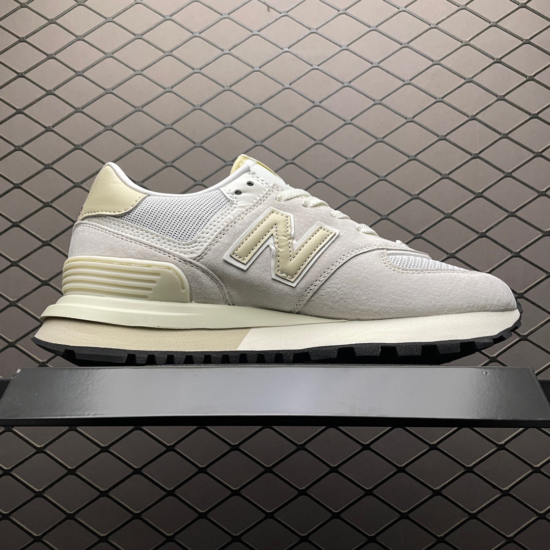 New Balance Sneakers-99